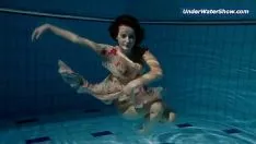 play Slow downmo adolescent in czechoslovakian swim