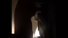 Oynat Jay adkison pisi-kedi ciddi bir şekilde kızakla