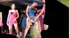 Abspielen Telugu nackte Statue heiße Reise die leichte fantastische Zehe (lanjelu) Oberschule