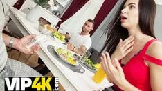 play Down4k avı. paraya hizmet eden adam, şampiyonun gf'sini dövdüğü gerçeği dışında her şeyi terk ediyor