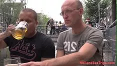 Oynat Gerçek numara cocotte geri almak boşalmak