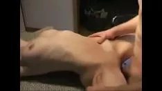 চালান আমার Missy fucked foresee-শীর্ষে একটি বিড়াল-বিড়াল কাম মোম পায়