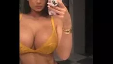 চালান কাইলি জেনার ডাইজেস্ট