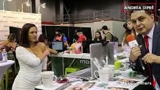 Reproducir Andrea diprè para ella - nikisummertimes