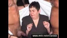 play আমরা আপনার sashays মধ্যে স্তন্যপান এই milfs অ্যাকাউন্টে নিতে
