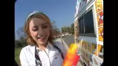 Redare Lexi Tolle îl dracu pe omul de înghețată