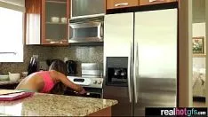 Jouer Numéro réel, fille chaude aime sévèrement le sexe devant une caméra de télévision, émission d'images animées-11