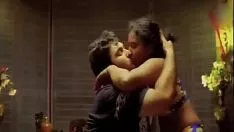 চালান সাঁতারের স্বর্ণকেশী এ Missy সেক্সি ট্রিপ হালকা চমত্কার পায়ের আঙ্গুল বাস্তব গরম
