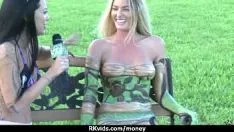 Reproduzir Missy não profissional recebe dinheiro por sexo de desconhecido 25