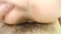 চালান লোমশ জাপানি MILF ক্রিমি কাস্টিং কাউচ চমক পায়