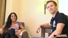 play Альбизия самата, корсиканская шлюха, ебется с тройным парнем